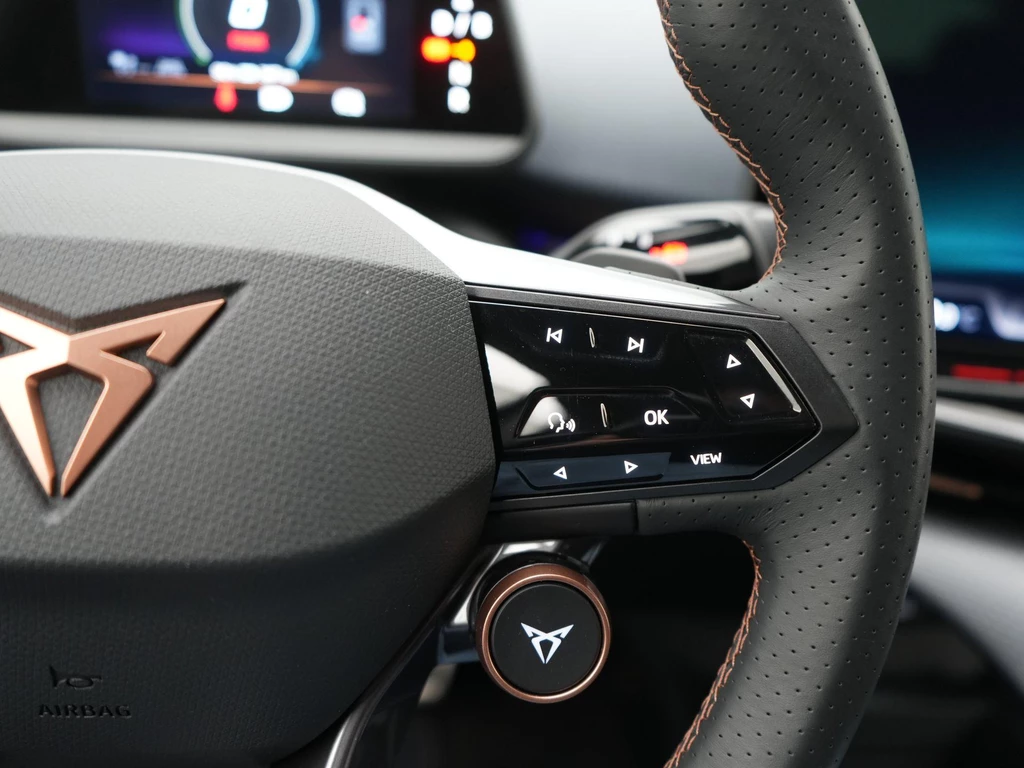 CUPRA Tavascan – foto 17