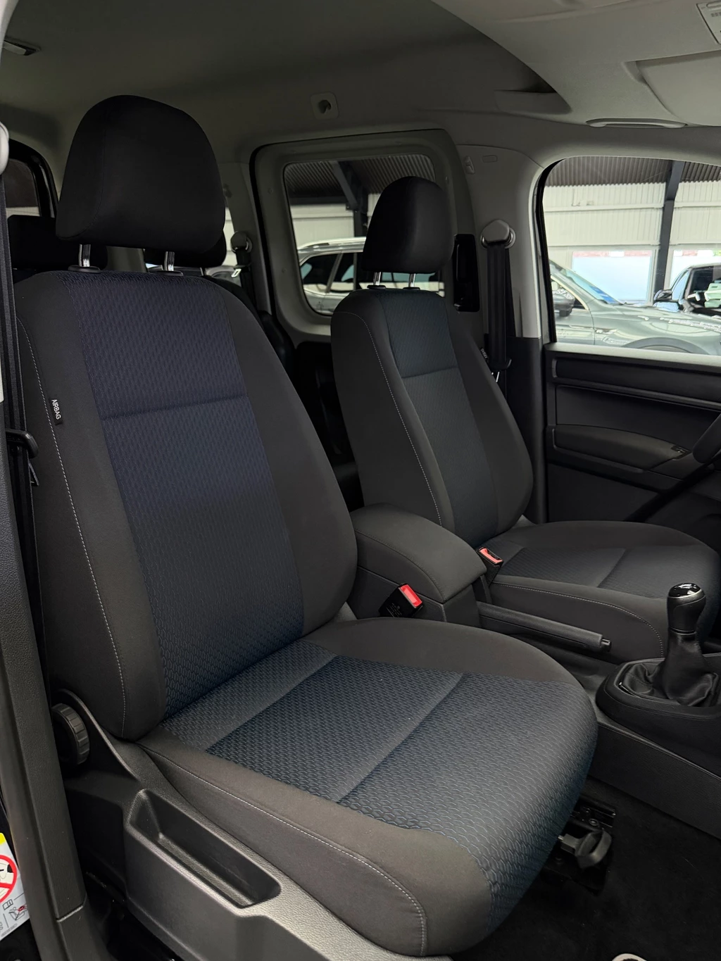 Volkswagen Caddy – foto 24
