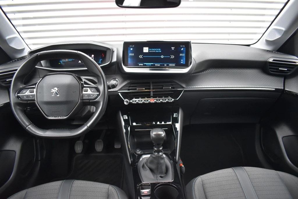 Peugeot 208 – foto 24