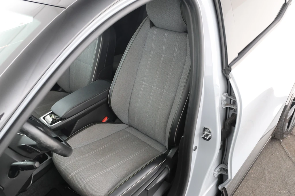 Renault Megane E-Tech – foto 15