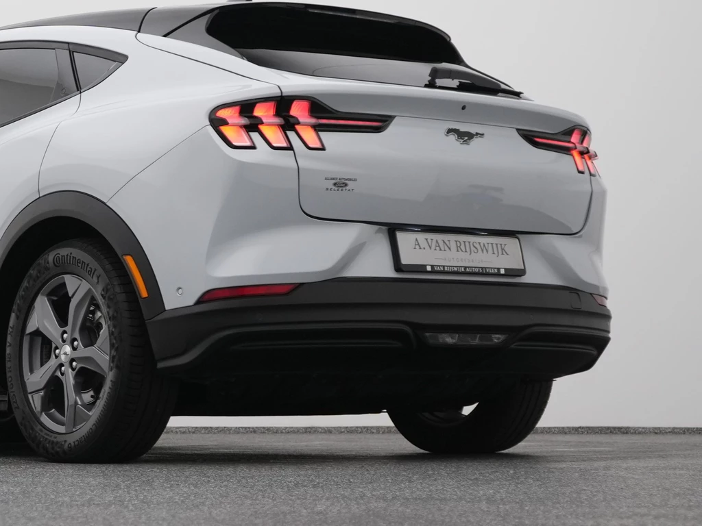 Ford Mustang Mach-E – foto 5