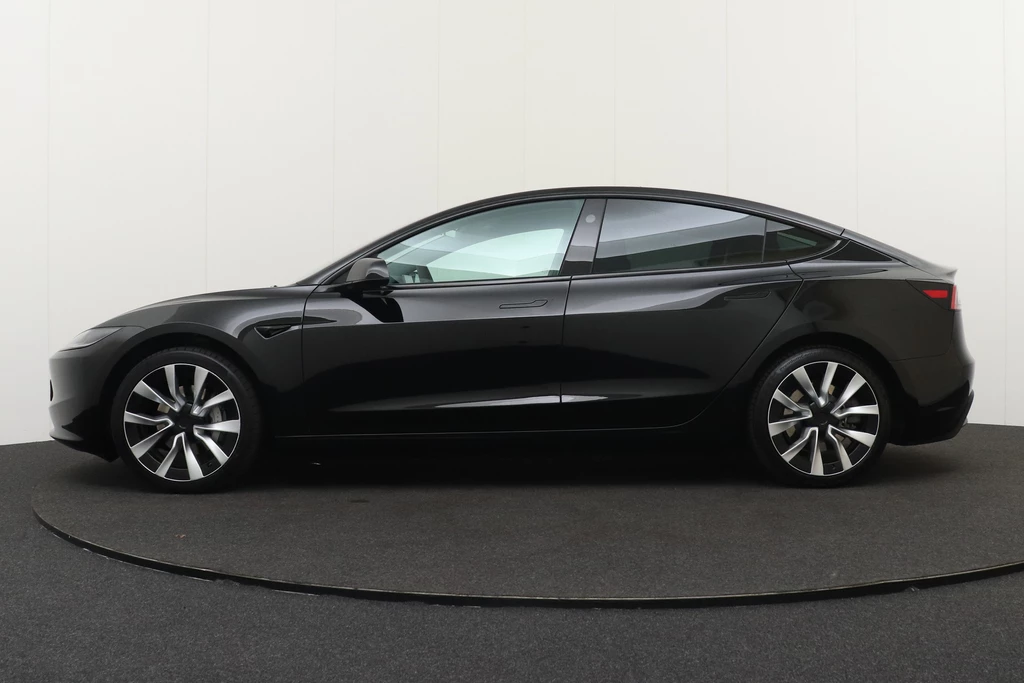Tesla Model 3 – foto 2