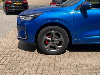 Ford Kuga – thumbnail 11
