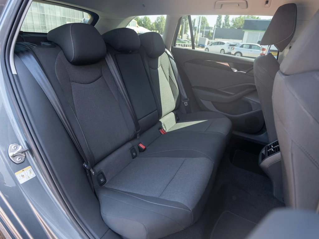 Volkswagen Passat – foto 36