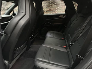 Porsche Cayenne – thumbnail 23