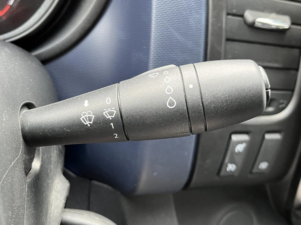 Opel Vivaro – foto 25