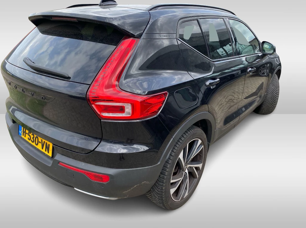 Volvo XC40 – foto 2