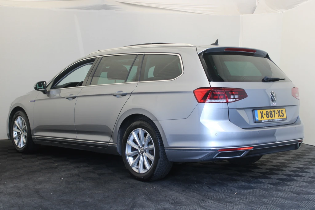 Volkswagen Passat – foto 2