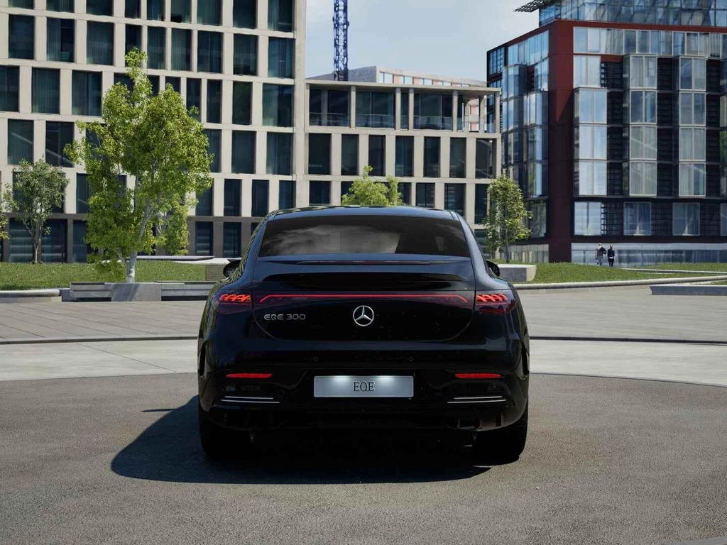 Mercedes-Benz EQE – foto 3