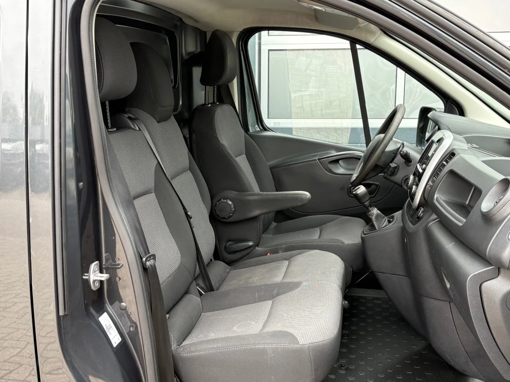 Renault Trafic – foto 38
