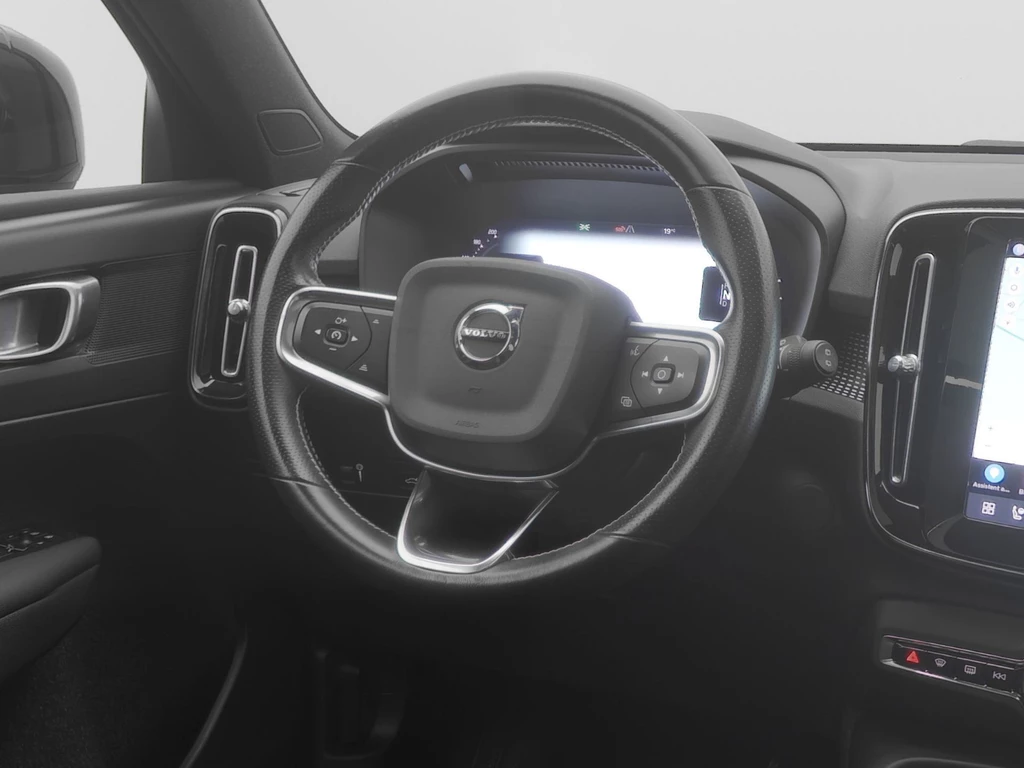 Volvo XC40 – foto 25