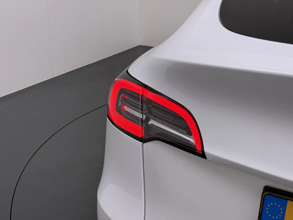 Tesla Model Y – foto 31