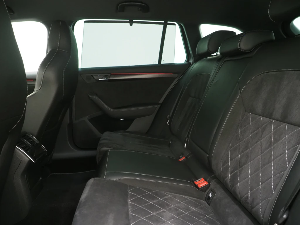 Škoda Superb – foto 39