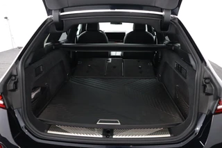 BMW i5 – thumbnail 22