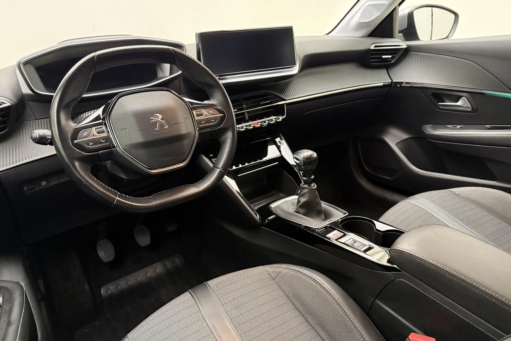 Peugeot 208 – foto 16