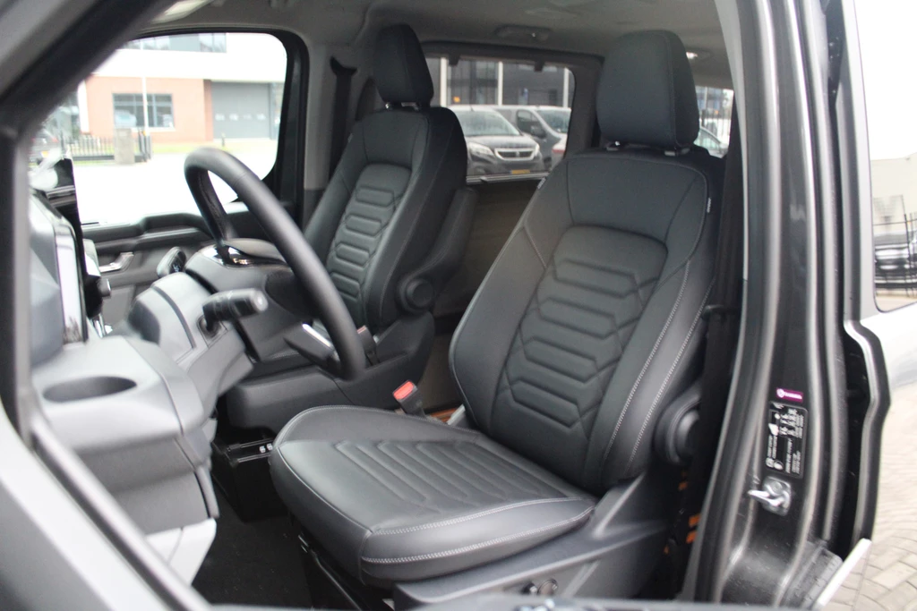 Ford Tourneo Custom – foto 17