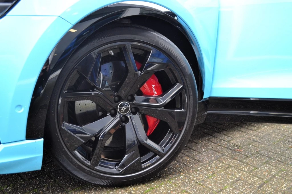 Audi RSQ8 – foto 7