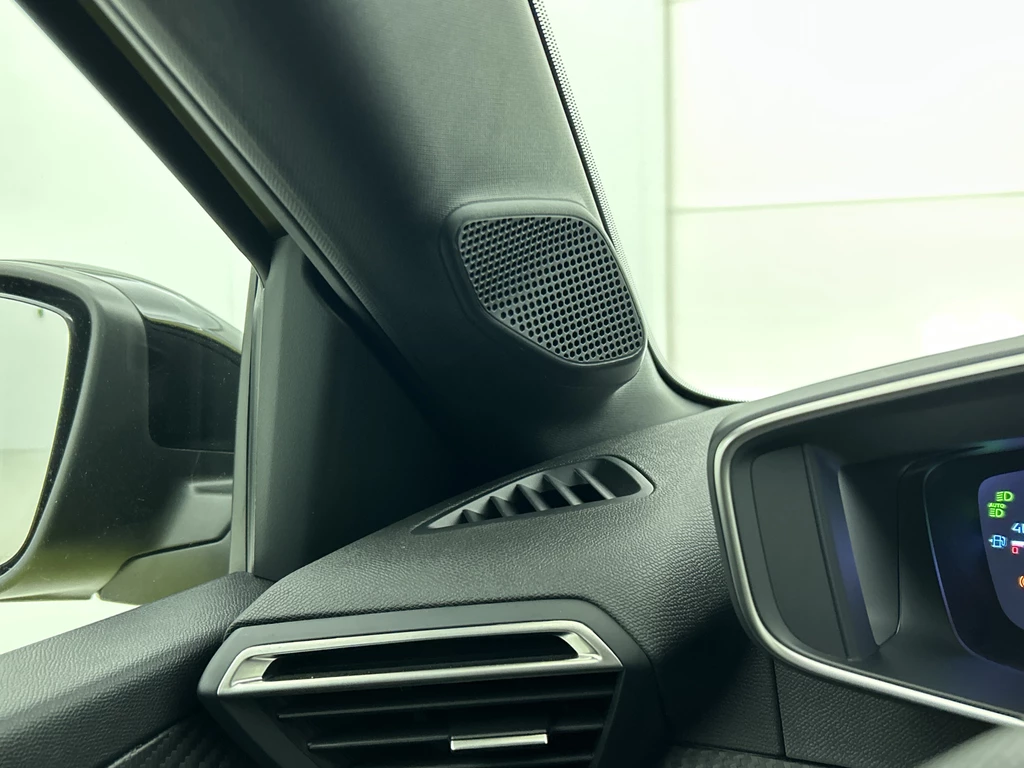 Peugeot 208 – foto 15