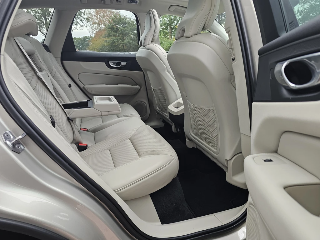 Volvo XC60 – foto 24