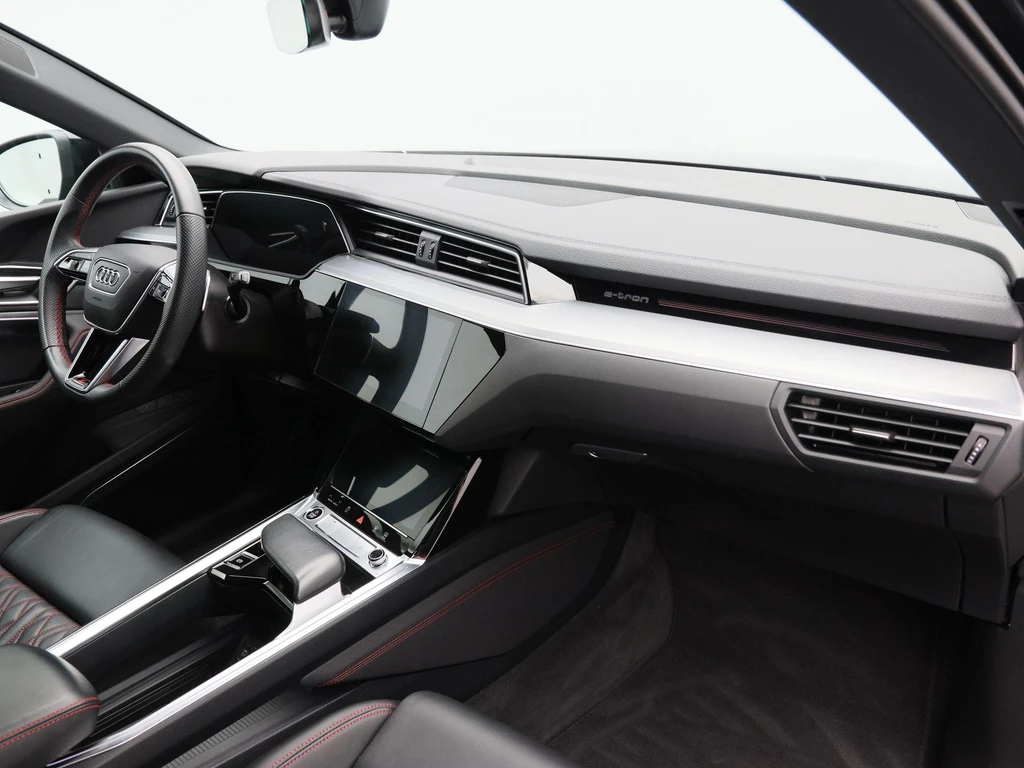 Audi Q8 e-tron – foto 49