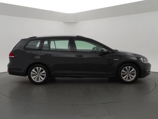 Volkswagen Golf – thumbnail 5