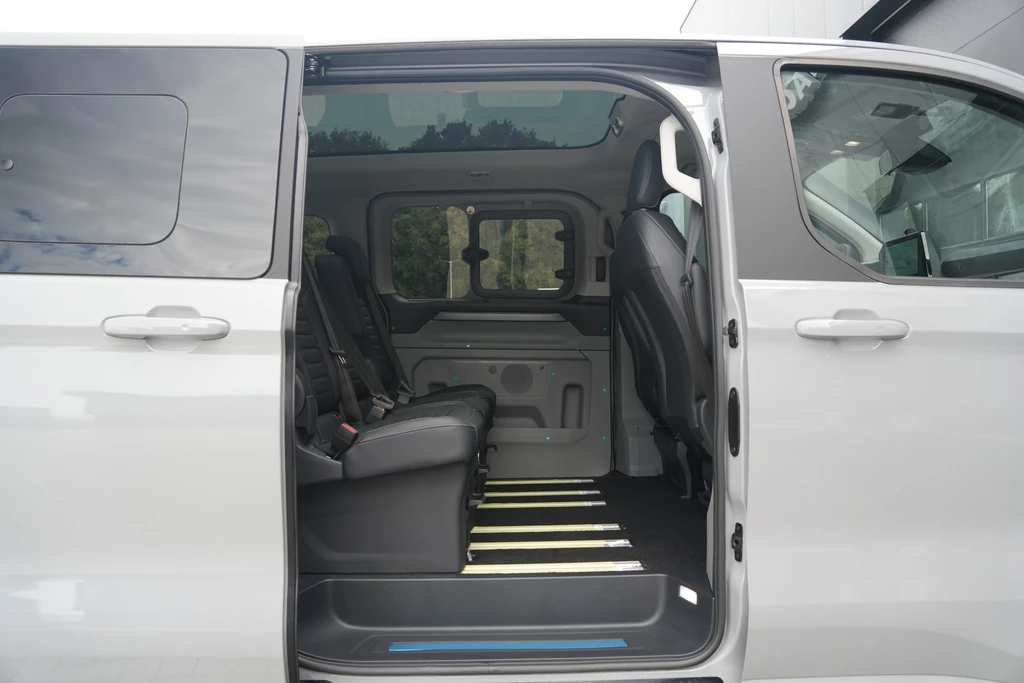 Ford Tourneo Custom – foto 16