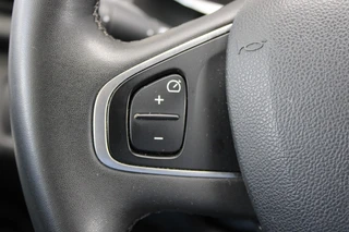 Renault Clio – thumbnail 24