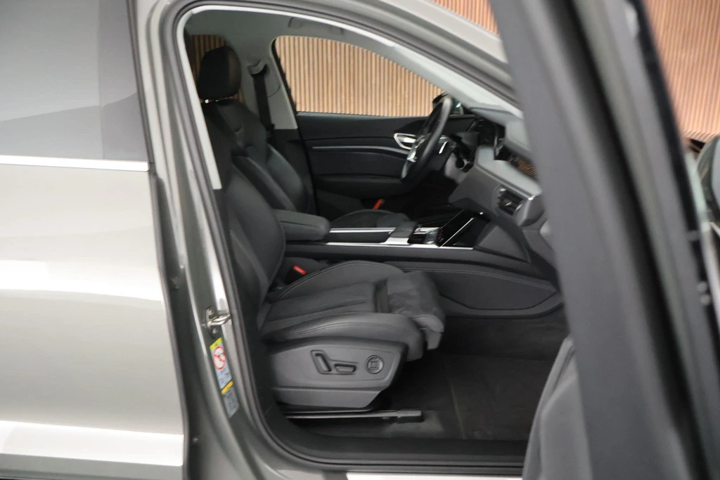 Audi Q8 e-tron – foto 13