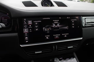 Porsche Cayenne – thumbnail 24