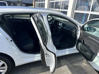 Renault Mégane Estate – thumbnail 28