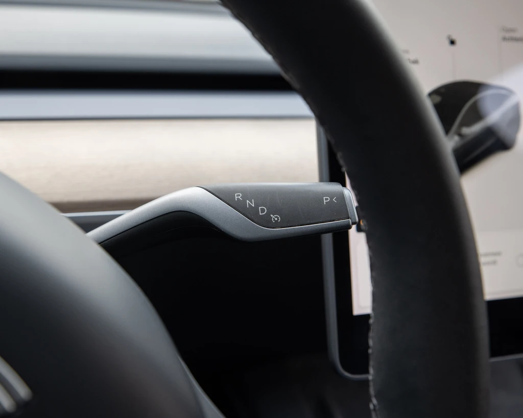 Tesla Model Y – foto 33