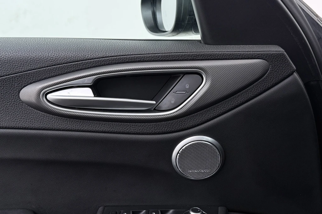 Alfa Romeo Giulia – foto 45