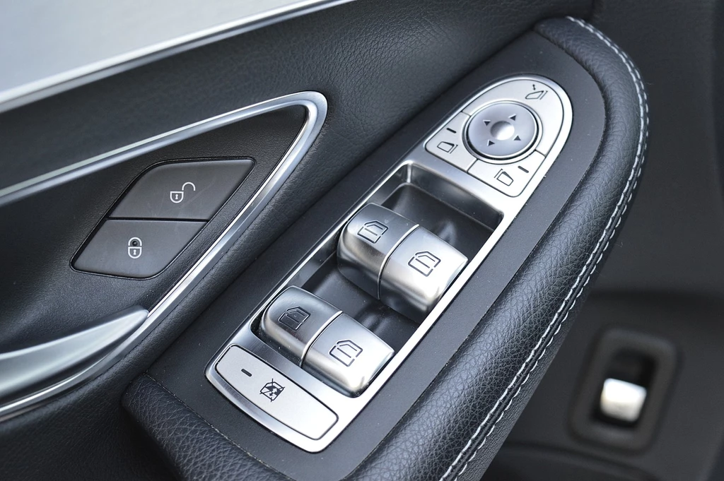 Mercedes-Benz C-Klasse – foto 31
