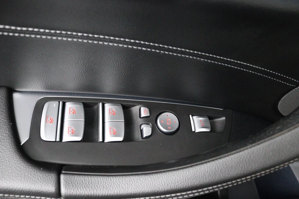 BMW iX3 – foto 11