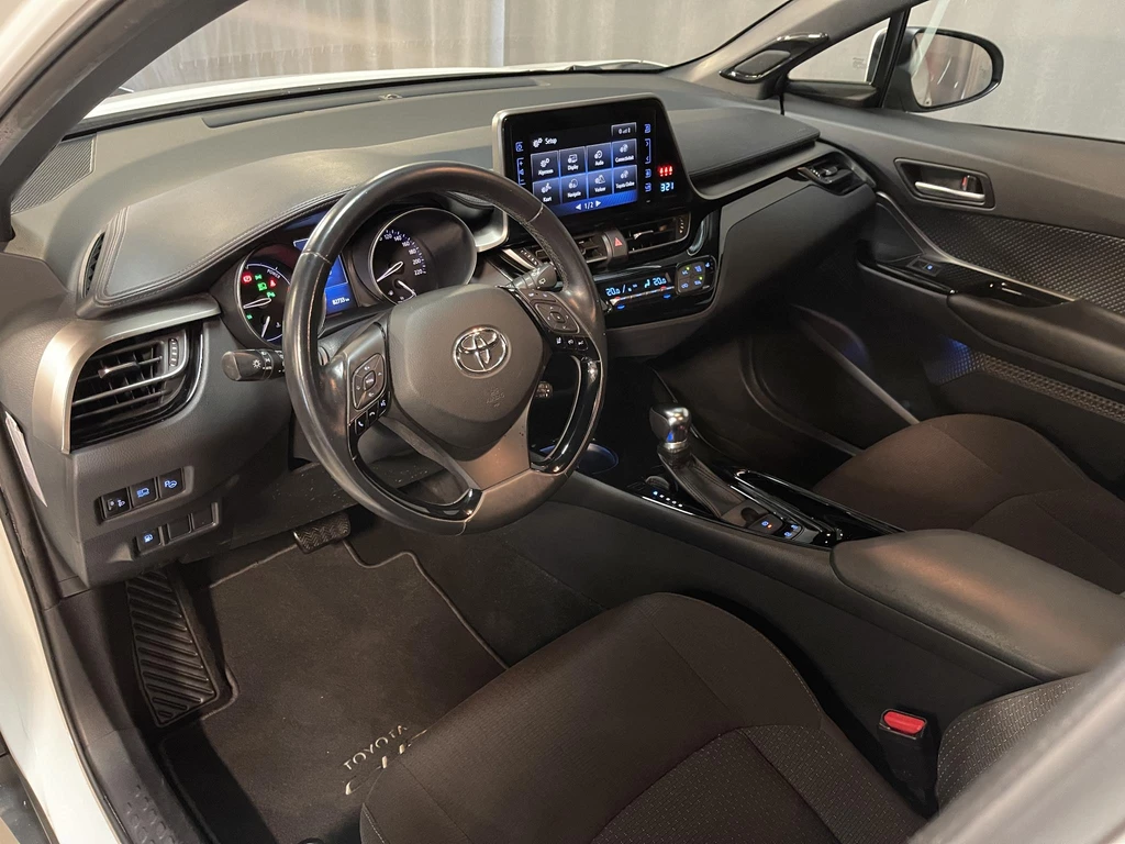 Toyota C-HR – foto 28