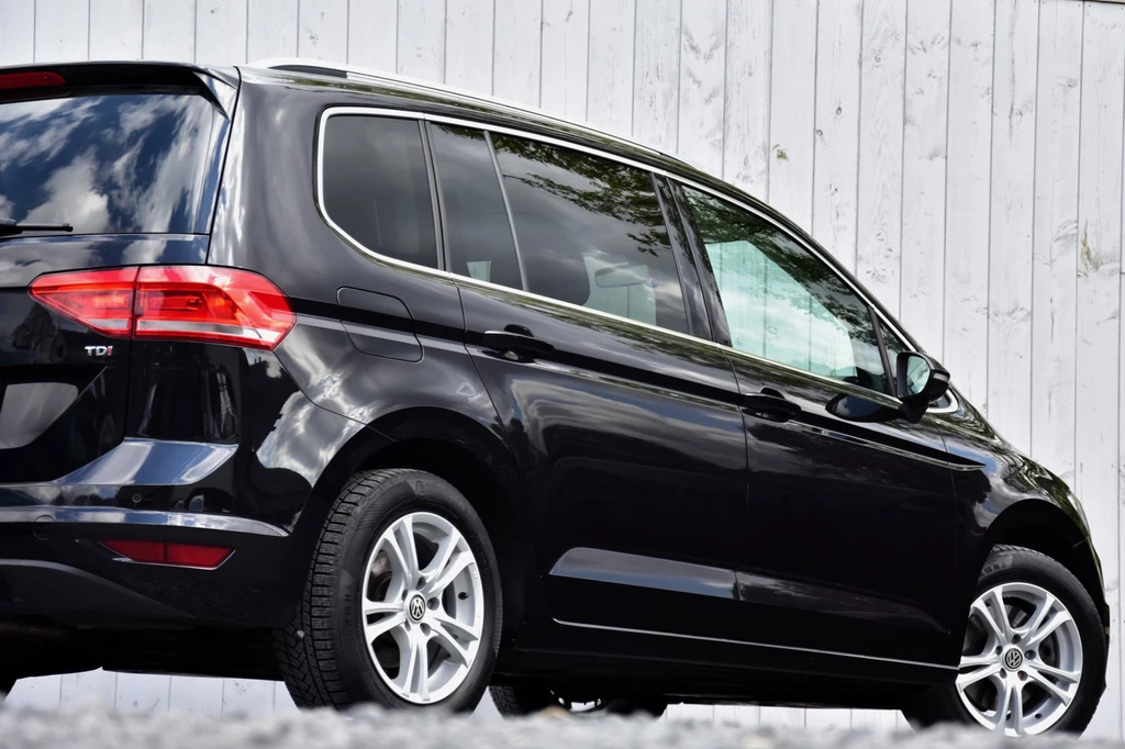 Volkswagen Touran – foto 8