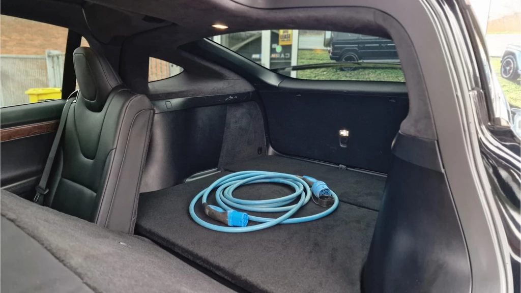 Tesla Model X – foto 20