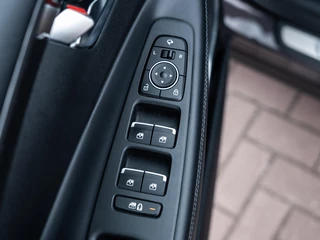 Hyundai Santa Fe – thumbnail 18