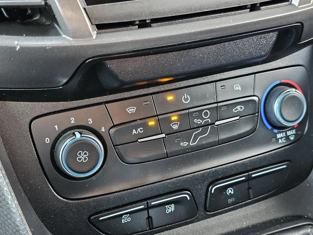 Ford Transit Connect – foto 21