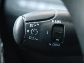 Peugeot 208 – thumbnail 17