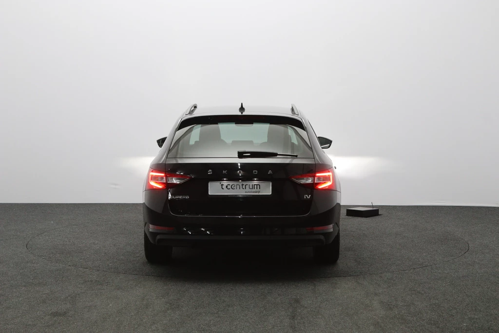 Škoda Superb – foto 5