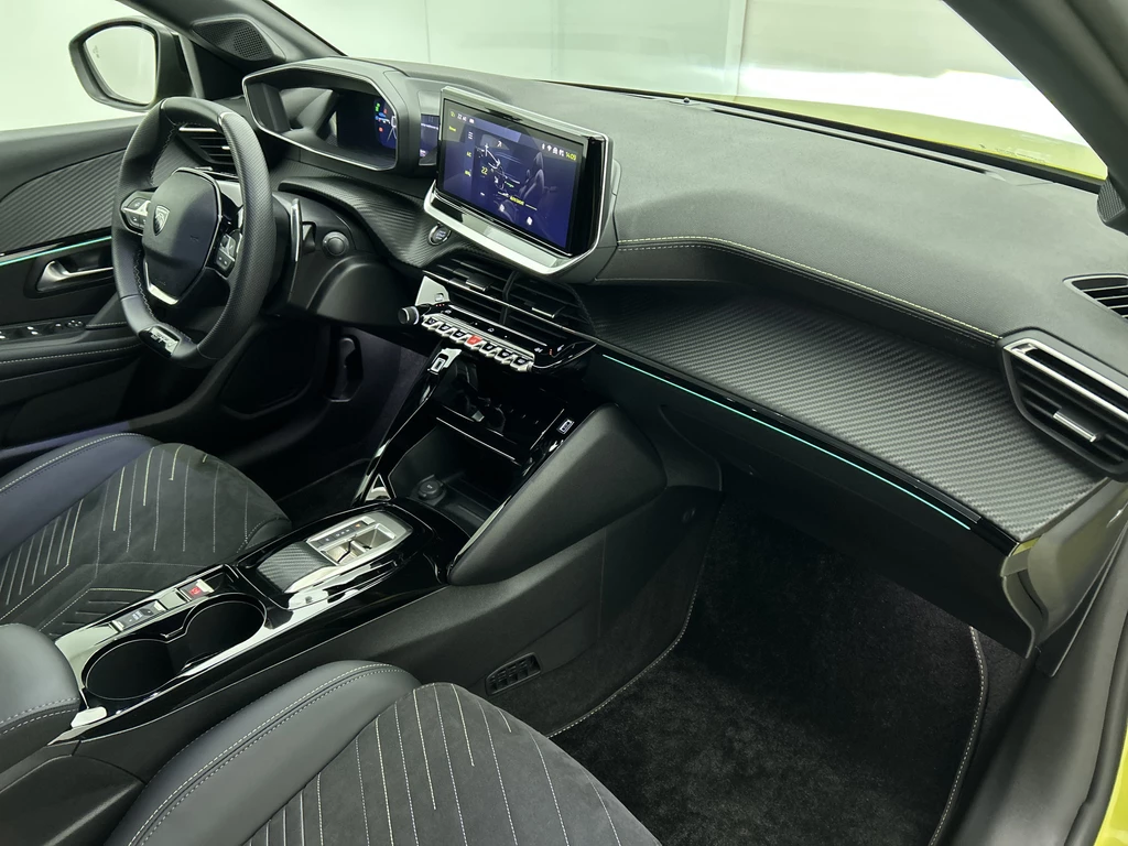 Peugeot 208 – foto 23