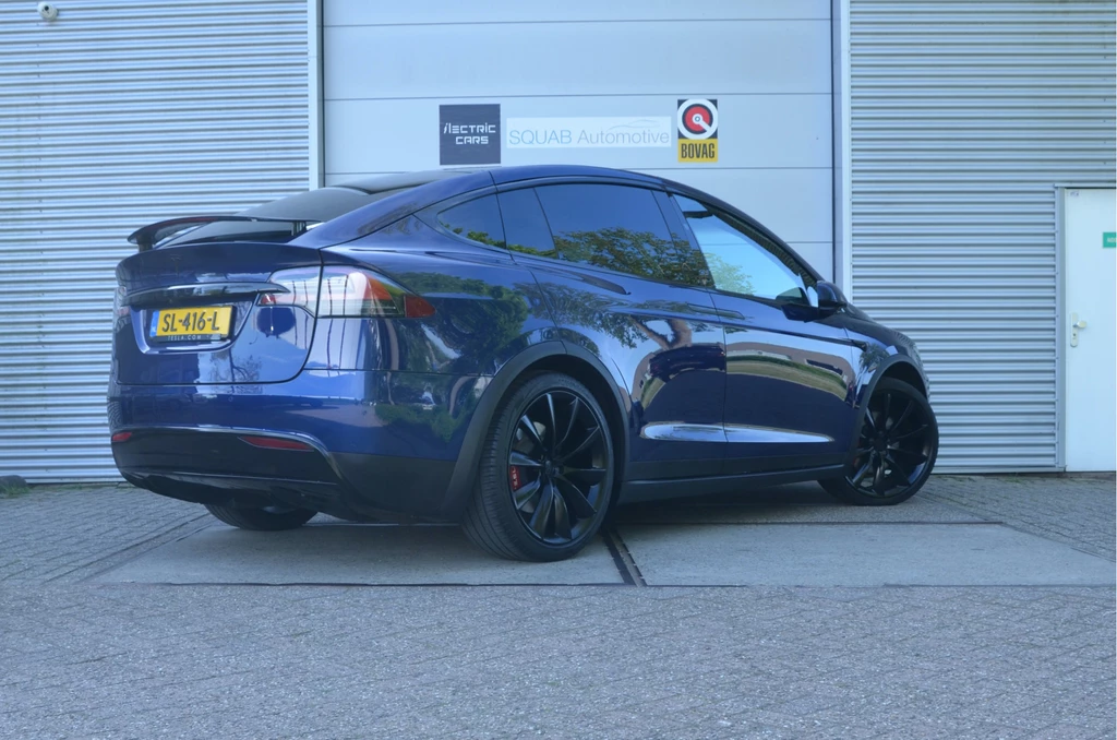 Tesla Model X – foto 4