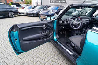 MINI Cooper Cabrio – thumbnail 23