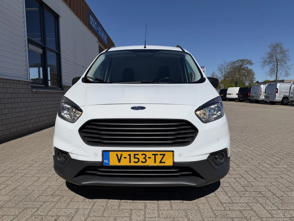 Ford Transit Courier – foto 7