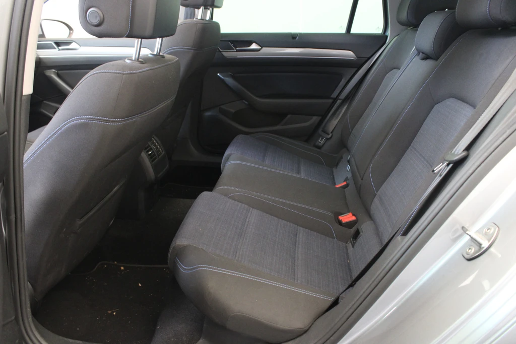 Volkswagen Passat – foto 16