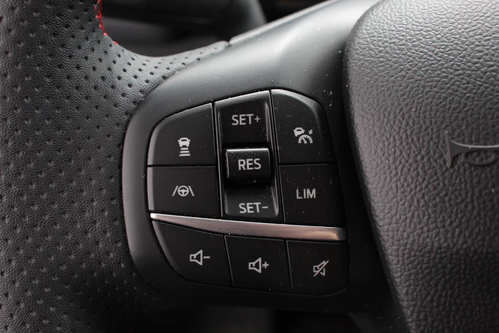 Ford Kuga – foto 16