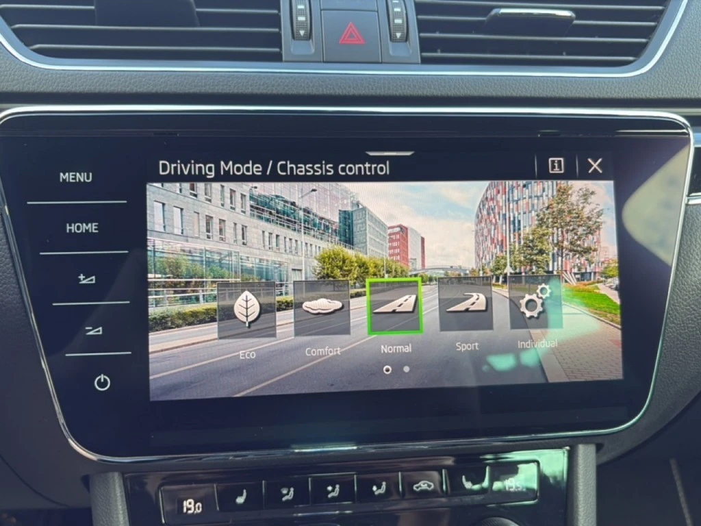 Škoda Superb – foto 30