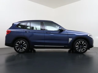 BMW iX3 – thumbnail 7