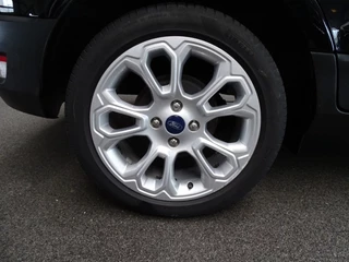 Ford EcoSport – thumbnail 25